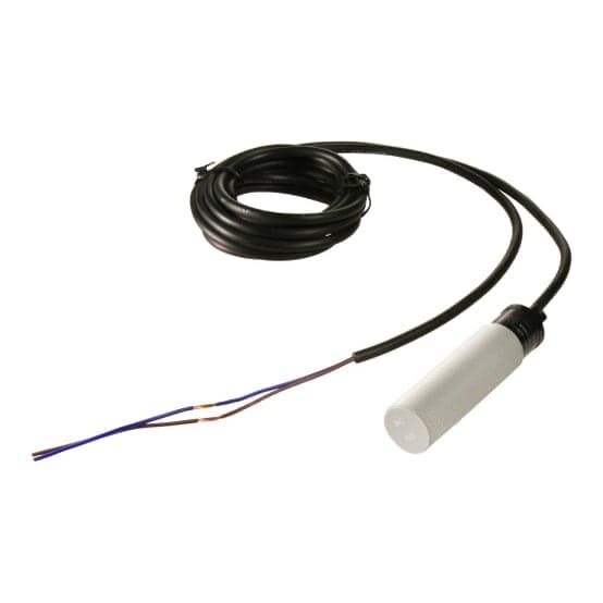Sensor de proximidad capacitivo NC AUTONICS CR18-8AC · M18 2Hilos IP66, detección8mm, 50x50x1mm