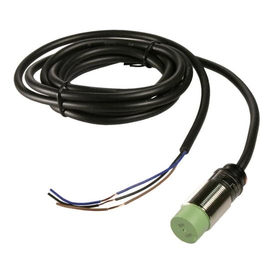 Sensor de proximidad inductivo NPN NC AUTONICS PR18-8DN · M18 3Hilos IP67, detección8mm, 25x25x1mm