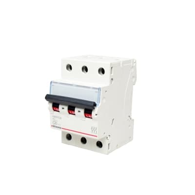 Interruptor termomagnético BTICINO FN830YC20 · 3P C20 10/6kA 220/440V C DIN btdin