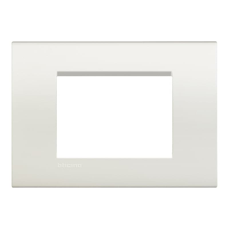 Placa tecnopolimero BTICINO LNA4803BI · 3 módulos blanco LIVING LIGHT