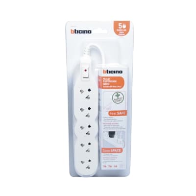 Extensión BTICINO S3651PS · 5 tomas universal+tierra 3m