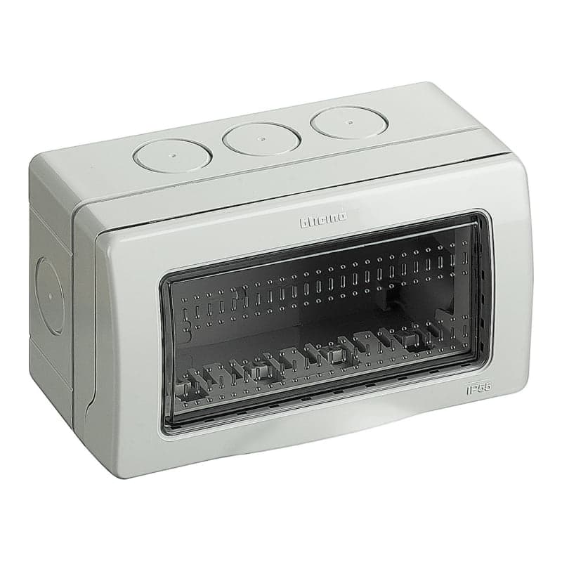 Placa idrobox para adosar BTICINO 25504 · 4 mod. IP55 MATIX