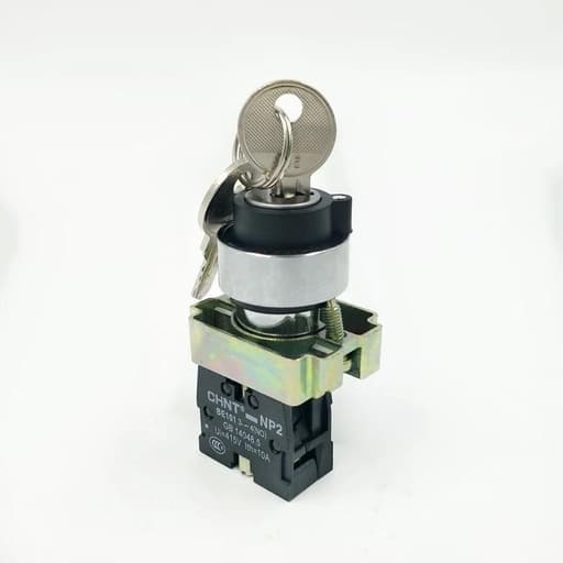 Selector con llave CHINT NP2-BG21 · 2 posic metal negro Ø 22mm 1NA