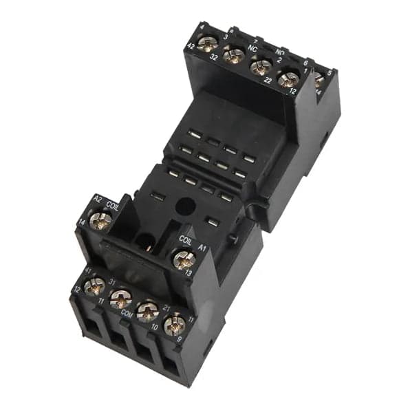 Imagen referencial de la serie: Base para relay CNC PYF14A-E · 14 pines