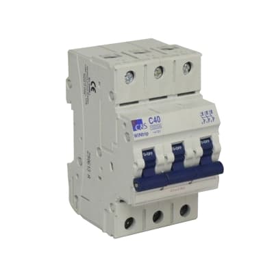 Interruptor termomagnético CONTROL SWITCHGEAR CSMBS3C40 · 3x40A 10kA 240/415V tipo C DIN