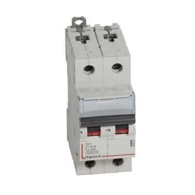 Interruptor termomagnético DIN LEGRAND 407803 · DX3 6000 C32, 2x32A, IEC 60947, 25kA/230VAC - 10kA/400VAC