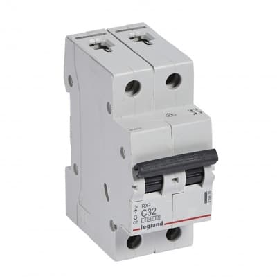 Interruptor termomagnético para riel DIN LEGRAND 419876 · RX3 C32 2x32A 10kA/230VAC
