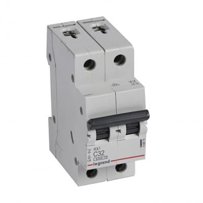 Interruptor termomagnético LEGRAND 419879 · RX3 2P C63 10kA/230V - 6