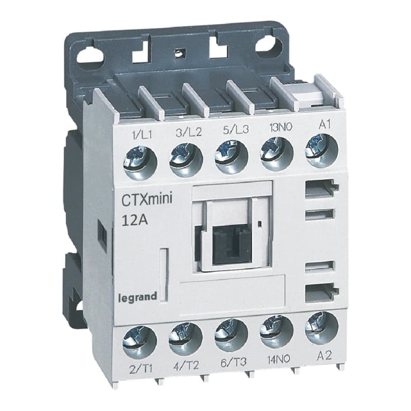 Mini contactor trifásico LEGRAND 417046 · CTX3 de 12A, equipado con 1NA y bobibna de 230VAC