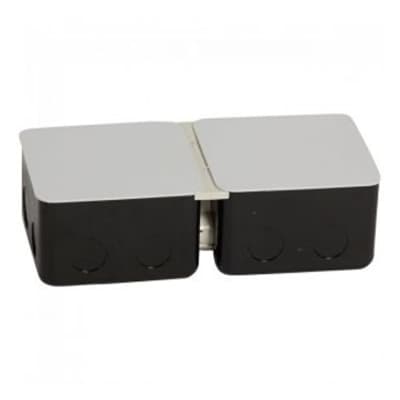 Caja para empotrar LEGRAND 54003 · 8 módulos pop-up para concreto