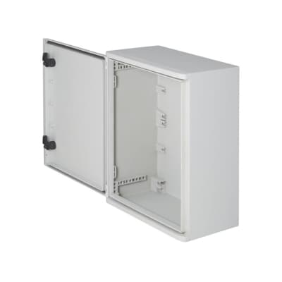 Tablero en poliéster LEGRAND 036252 · IP66 marina - 500x400x206 (H x A x P) sin placa