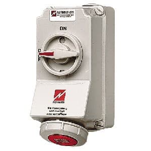 Toma visible MENNEKES 5600A · 16A 3P+T 415V con interruptor por enclavamiento mecánico rojo 6H IP