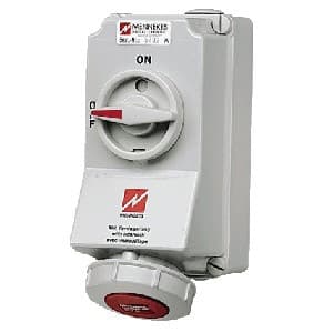 Toma visible MENNEKES 5792A · 32A 3P+T 440V con interruptor por enclavamiento mecánico rojo 3H IP