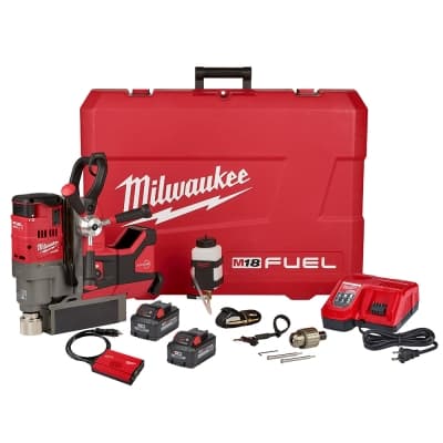 Taladro para liniero y banco imantado MILWAUKEE 2788-22HD · mandril 1 1/2¨ M18